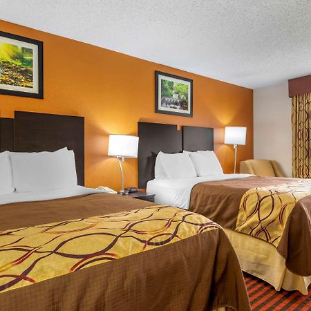 Coopersville Rodeway Inn מראה חיצוני תמונה