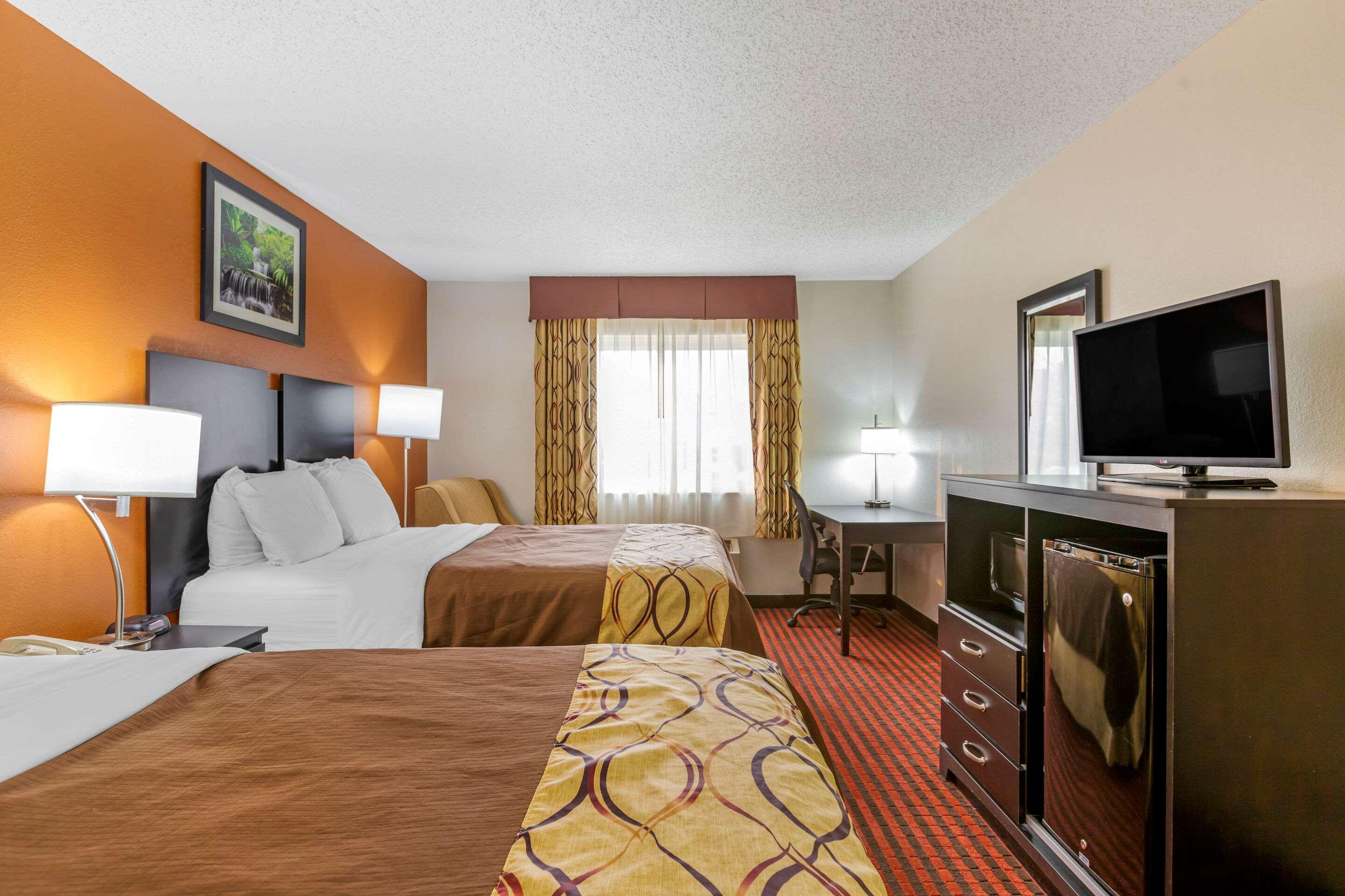 Coopersville Rodeway Inn מראה חיצוני תמונה