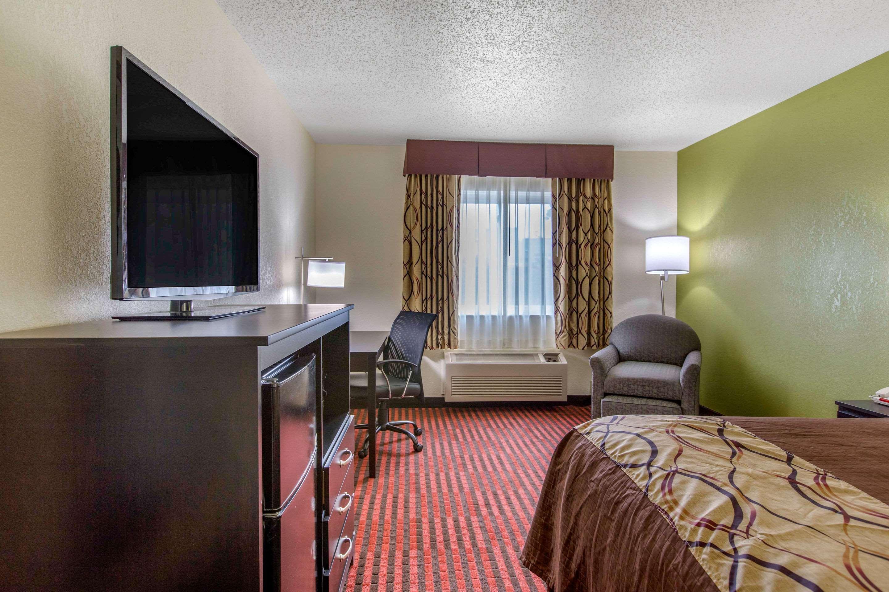 Coopersville Rodeway Inn מראה חיצוני תמונה